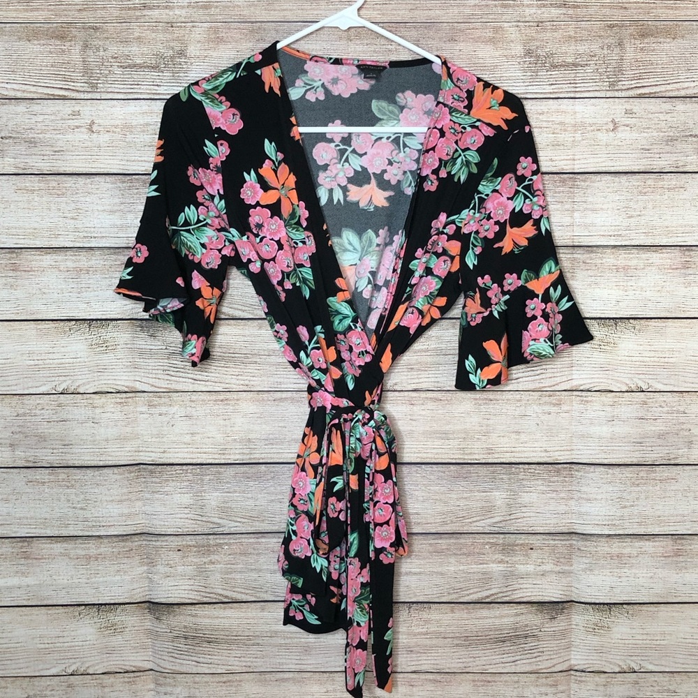 Ann Taylor  Foral Wrap Blouse‎ Size Small